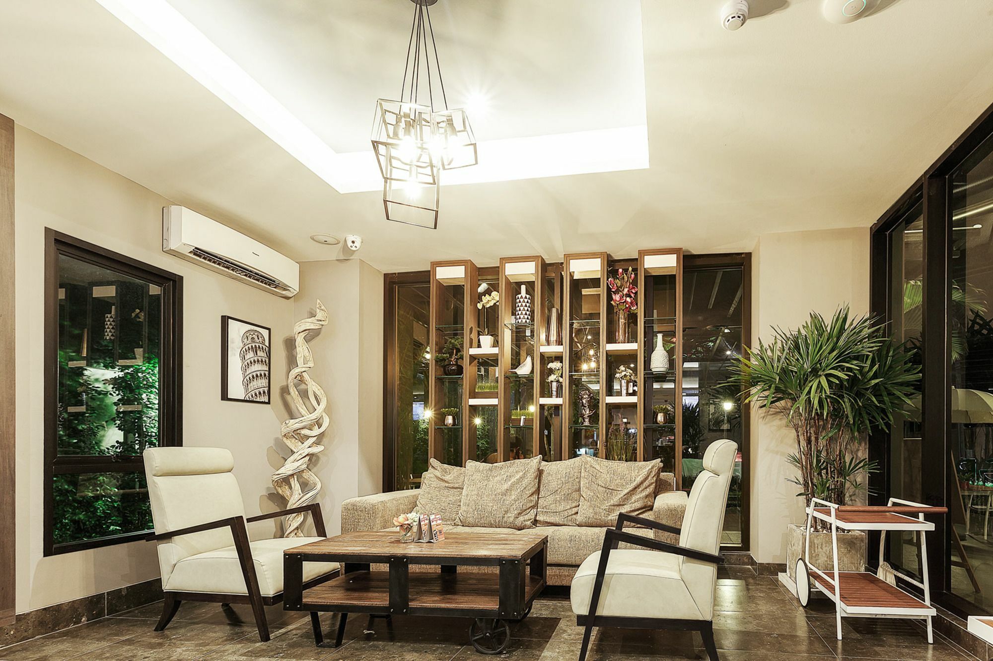 โรงแรมกรีนพอยท์ เรสซิเดนซ์ โรงแรม 3*